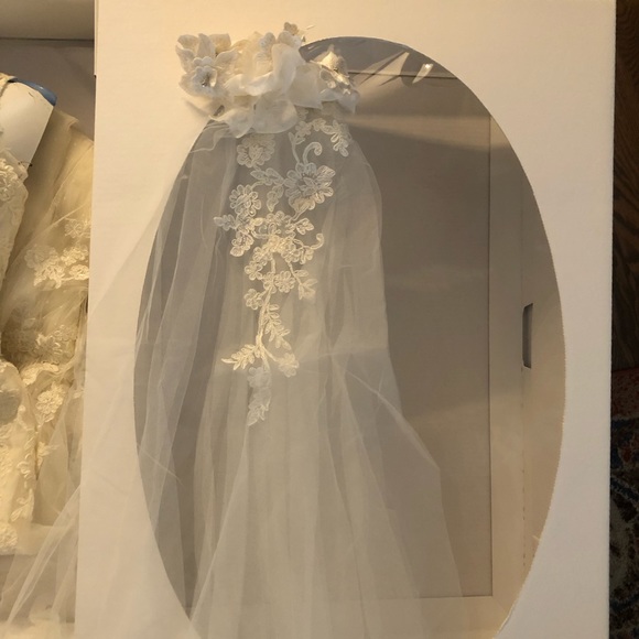 Justin Alexander Wedding Gown - Picture 7 of 10